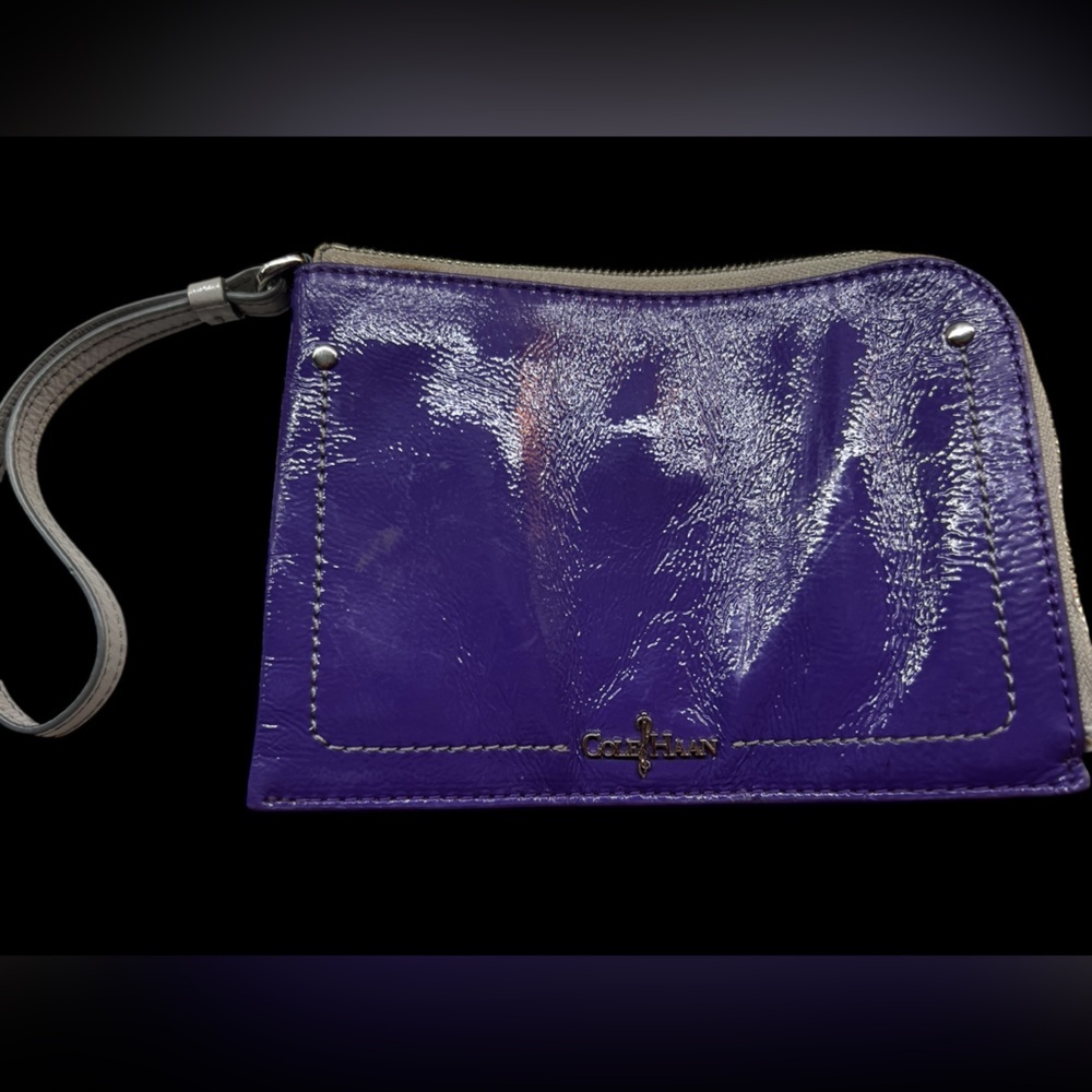 Cole Haan Purple‎ Patent Leather Small Wristlet Pouch Zip Wallet Silver Accents